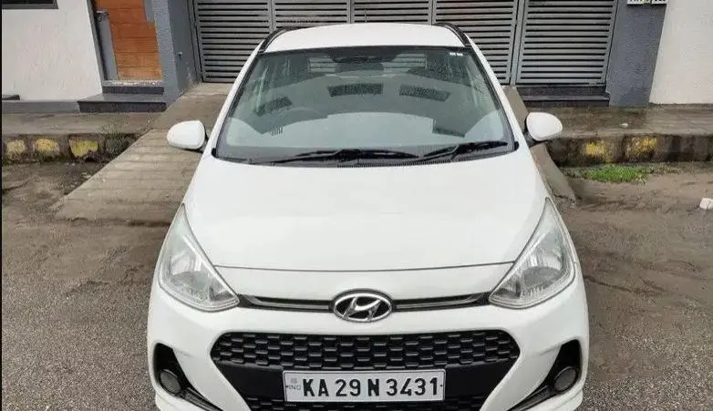 Hyundai Grand i10 Sportz CRDi 2017