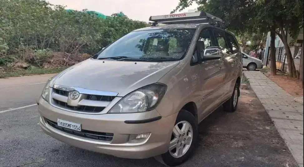 Toyota Innova 2.5 V 7 STR 2008