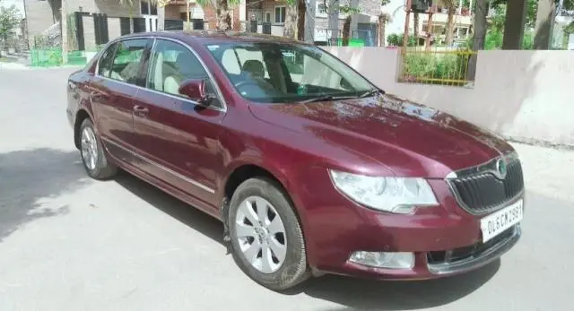 SKODA SUPERB 2.5 TDI AT 2012