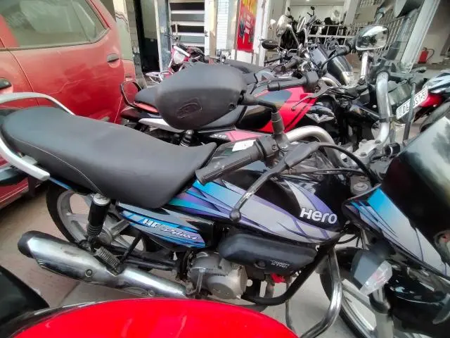 Hero HF Deluxe 100cc 2016