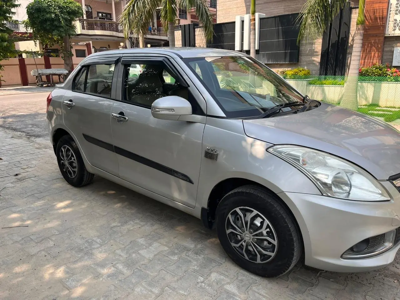 Maruti Suzuki Swift DZire LXi Opt 2016