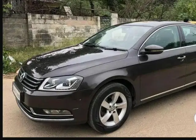 Volkswagen Passat Highline 2.0 TDI AT 2012