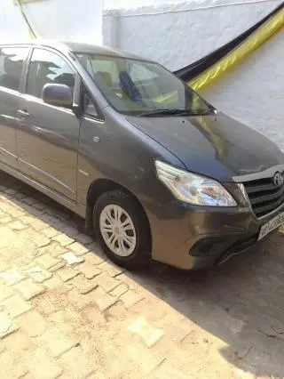 Toyota Innova 2.5 G4 7 STR 2014