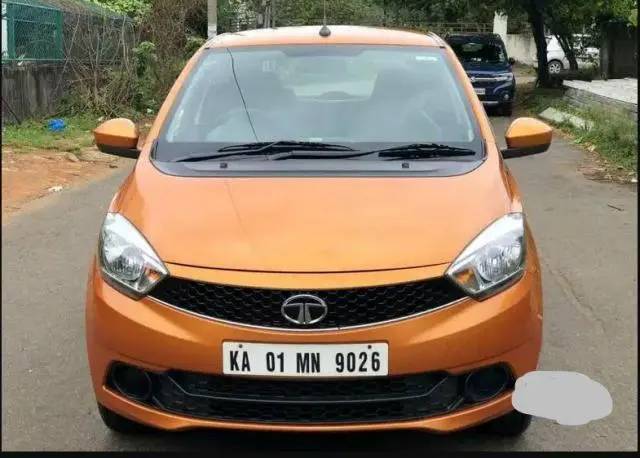 Tata Tiago Revotron XT 2016