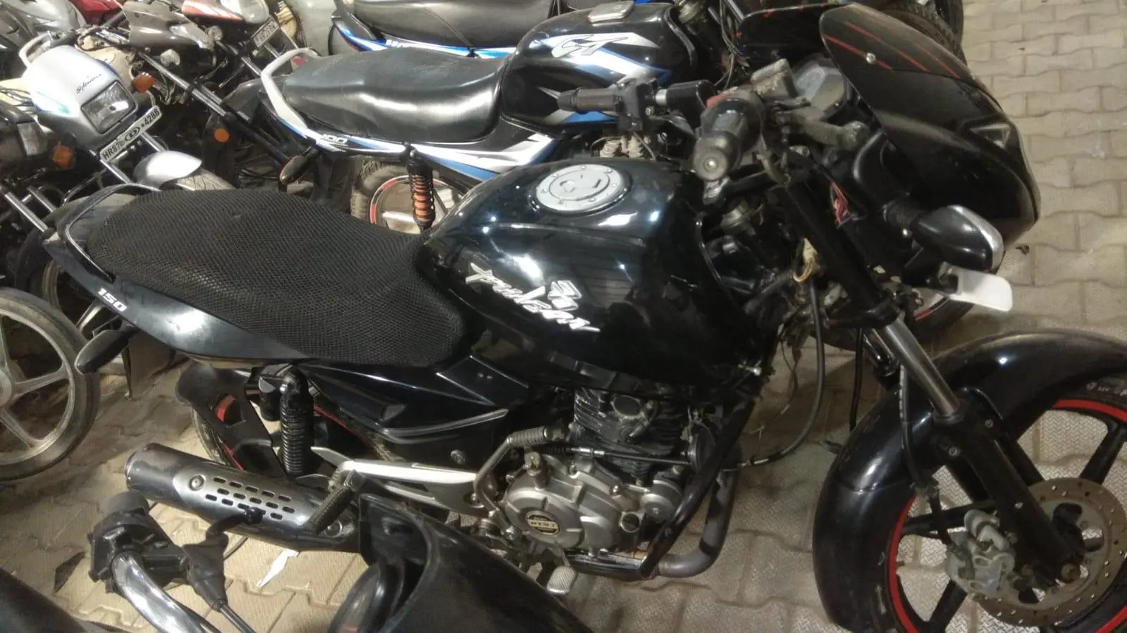 Bajaj Pulsar 150cc 2011