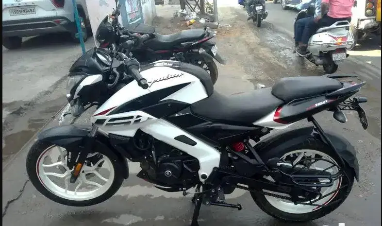 Bajaj Pulsar NS160 Rear Disc ABS 2020