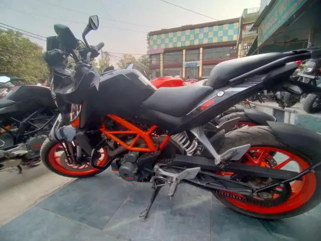 KTM Duke 390cc 2016