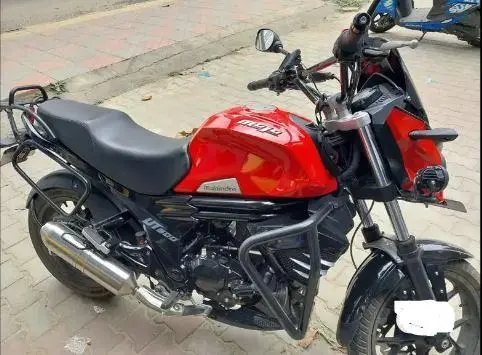 Mahindra Mojo UT300 2019