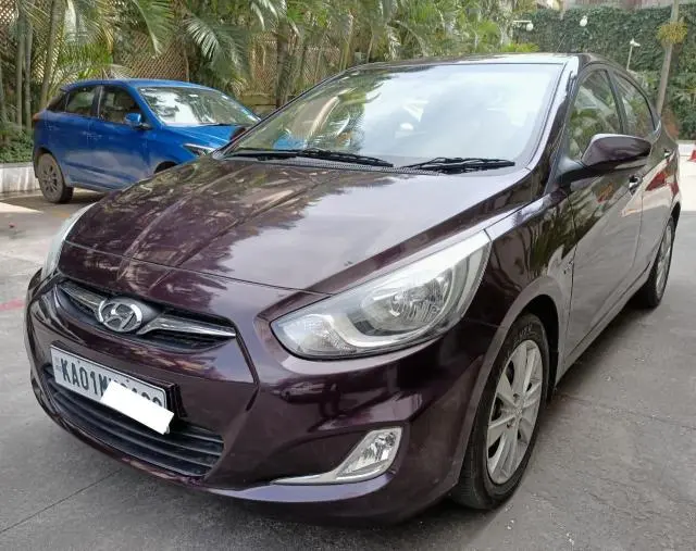 Hyundai Verna 1.6 CRDI SX 2012