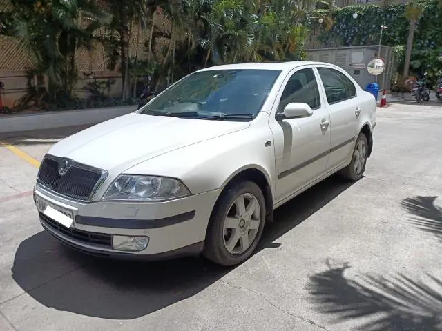 Skoda Laura L&K 2.0 TDI AT 2007