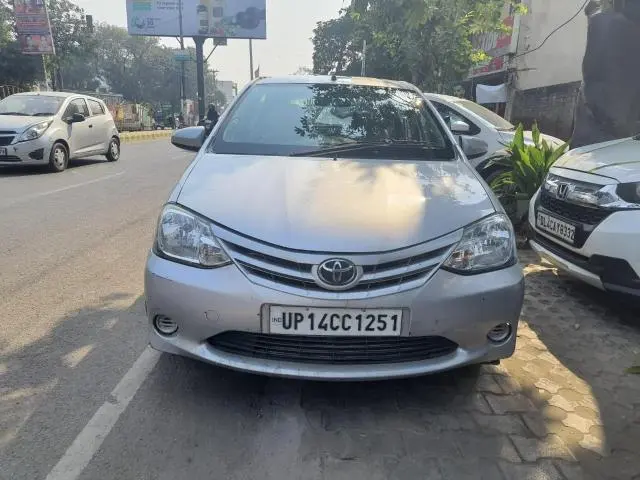 Toyota Etios Liva GD 2013
