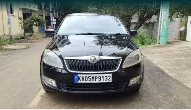 Skoda Rapid AMBITION PLUS 1.6 MPI MT 2014