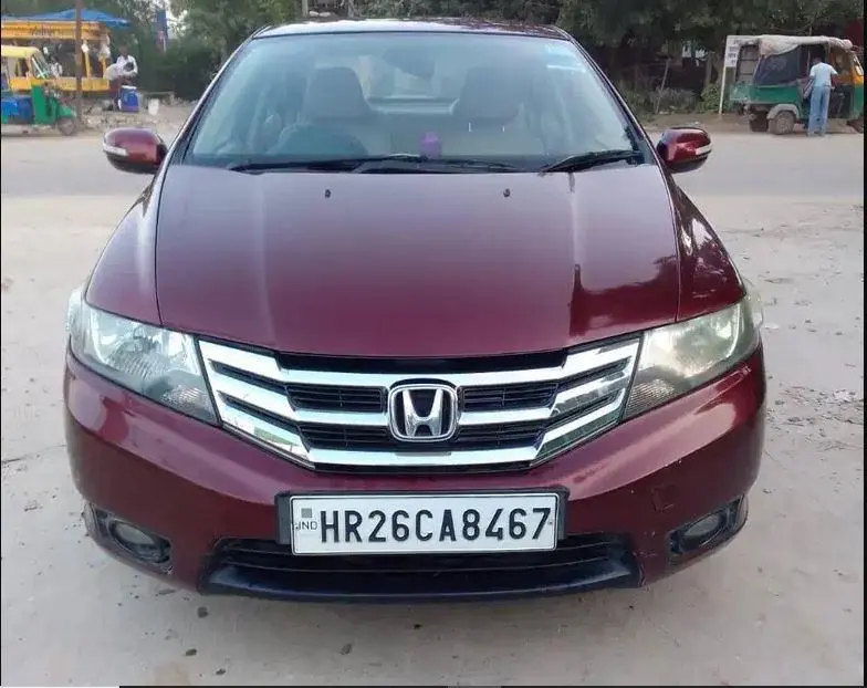 Honda City V AT Petrol 2013