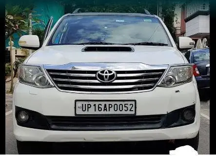 Toyota Fortuner 2.8 4x2 AT 2013