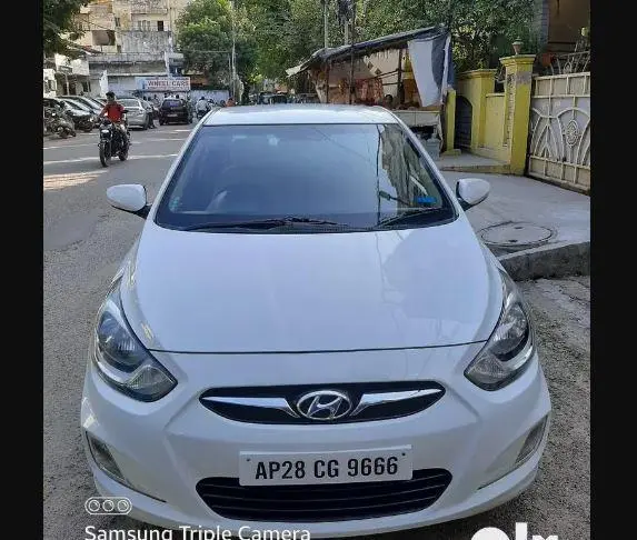 Hyundai Verna FLUIDIC 1.6 CRDI SX 2011