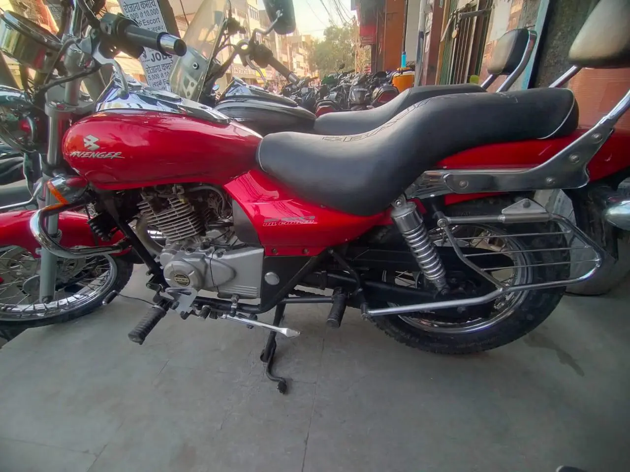 Bajaj Avenger Cruise 220 2015