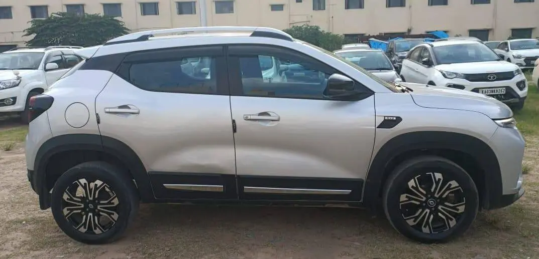 Renault Kiger RXZ AMT 2021