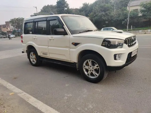 Mahindra Scorpio S8 7 Seater 2016
