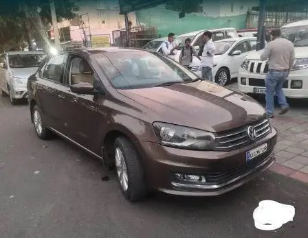 Volkswagen Vento 1.6 MPI Highline Plus 2015