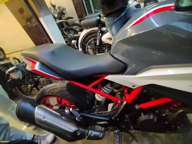 BMW G 310 R BS6 2021