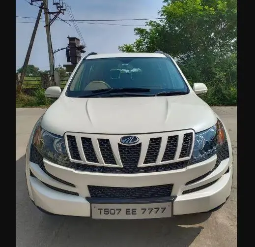 Mahindra XUV500 W6 2014