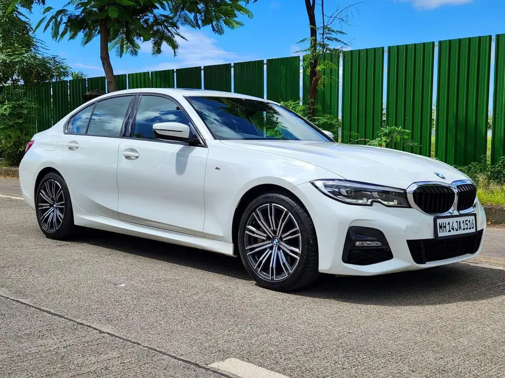 BMW 3 Series 330i M Sport 2020
