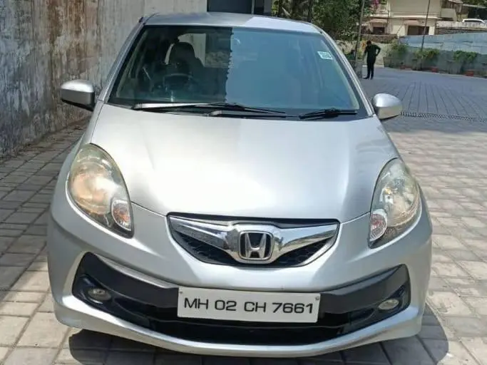 Honda Brio V MT 2012