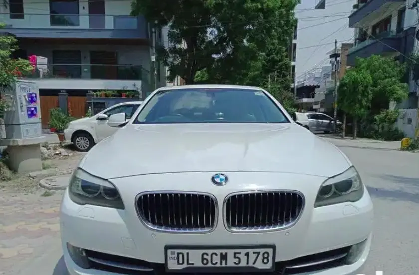 BMW 5 Series 520D LUXURY LINE 2013