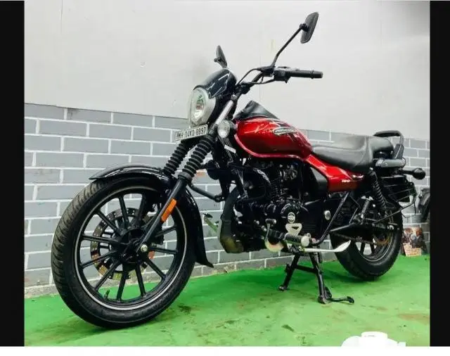 Bajaj Avenger Street 160 ABS FI BS6 2021