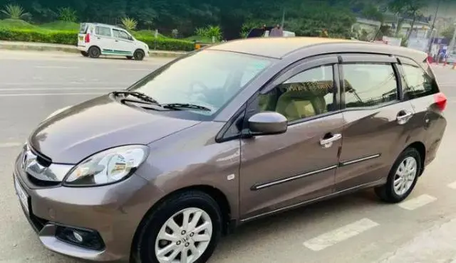 Honda Mobilio V i-DTEC 2014