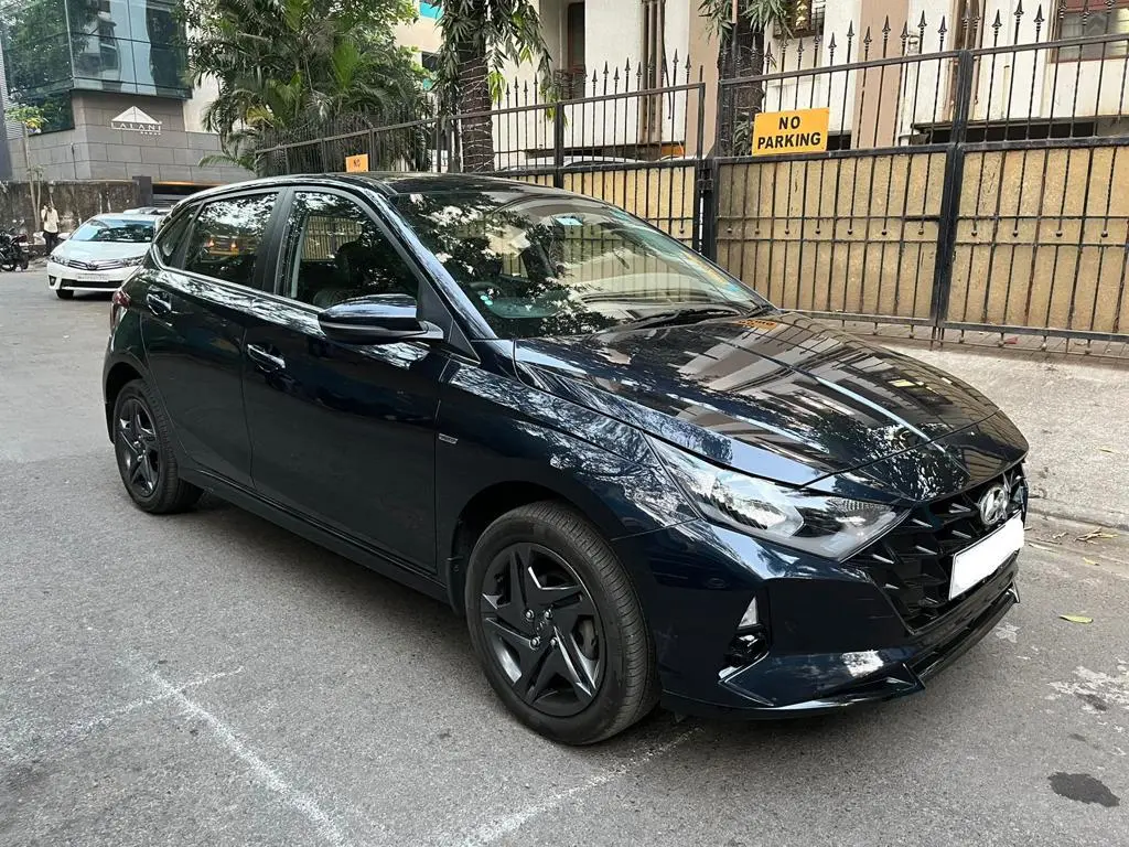 Hyundai i20 Sportz 1.2 IVT Petrol 2021