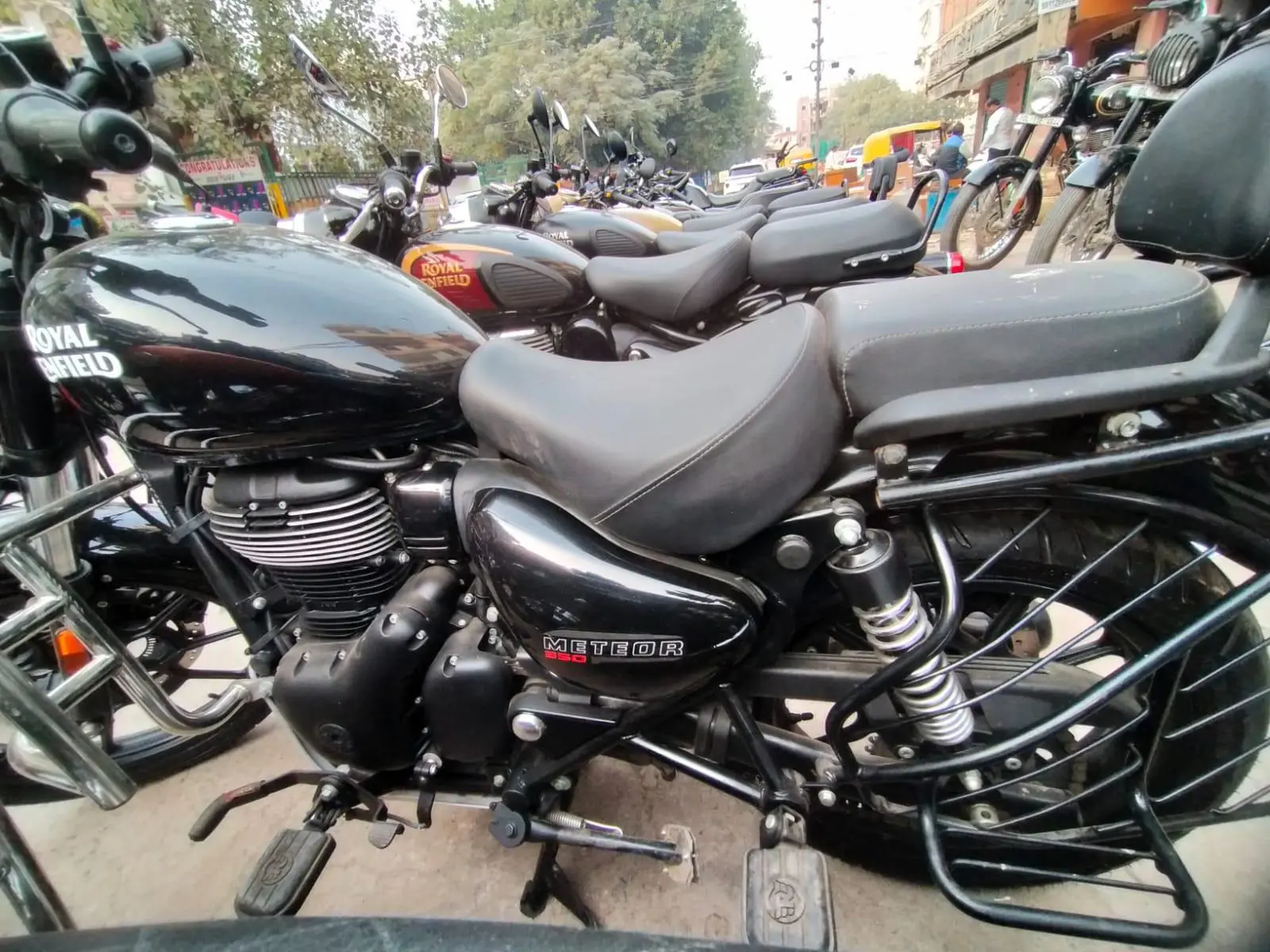 Royal Enfield Meteor 350 Supernova 2021