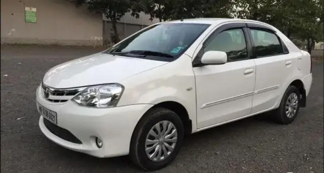 Toyota Etios G 2012