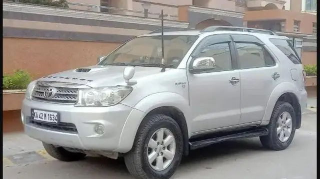 Toyota Fortuner 3.0 MT 4X4 2009