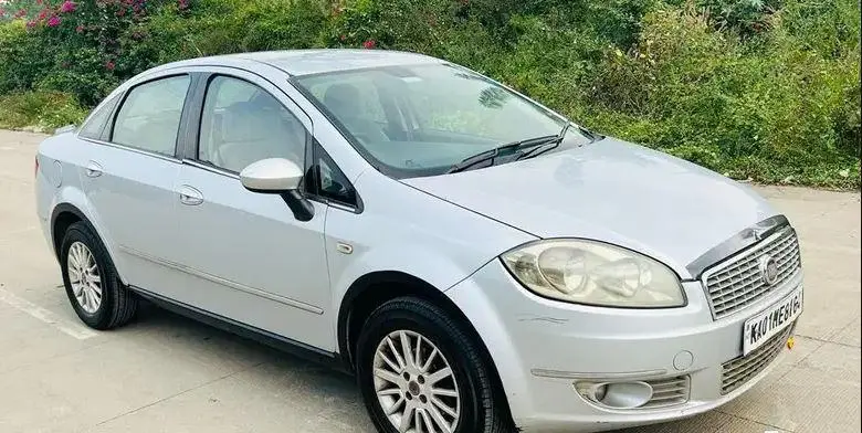 Fiat Linea Emotion PK 1.3 MJD 2009
