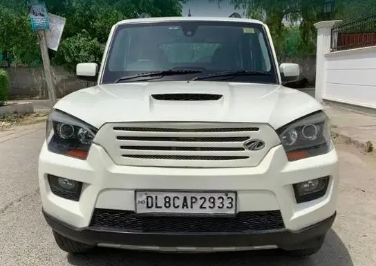 Mahindra Scorpio S10 2016