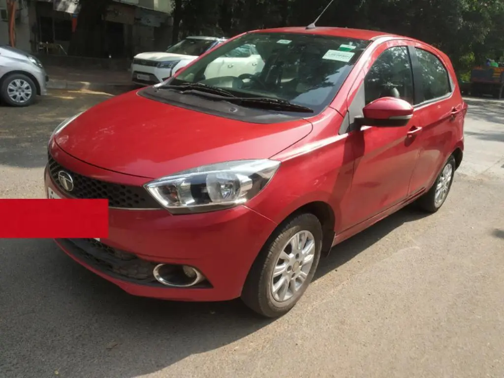 Tata Tiago Revotron XZ 2016