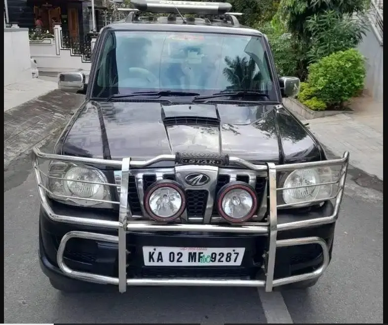 Mahindra Scorpio SLX 2011