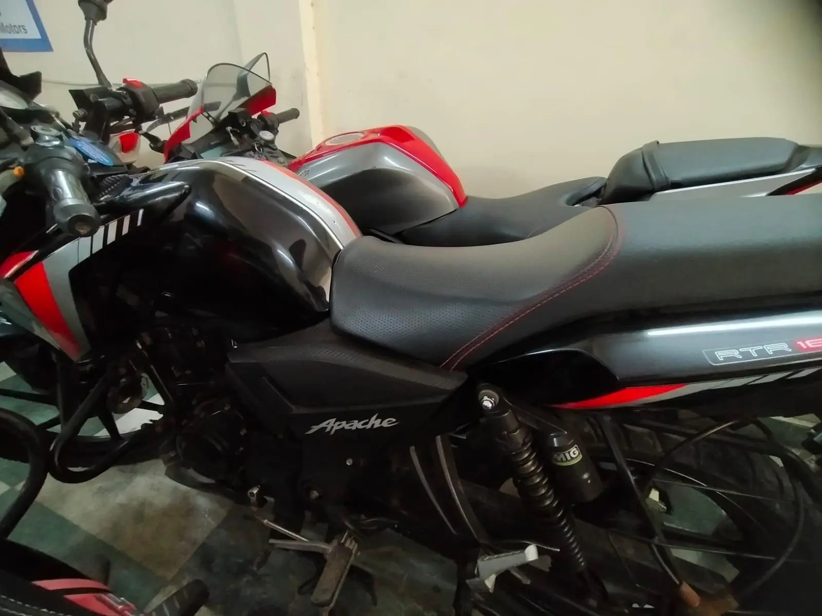 TVS Apache RTR 160 4V DISC ABS BS6 2021
