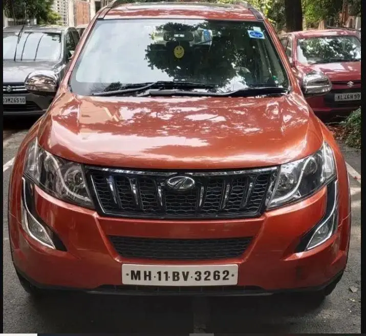 Mahindra XUV500 W10 AWD 2015