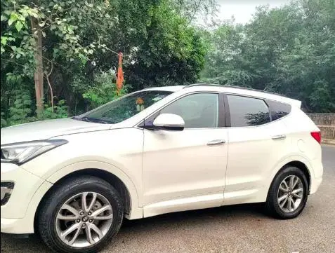 Hyundai Santa FE 4 WD AT 2014