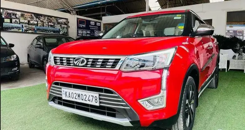 Mahindra XUV300 W8 (O) Diesel 2020