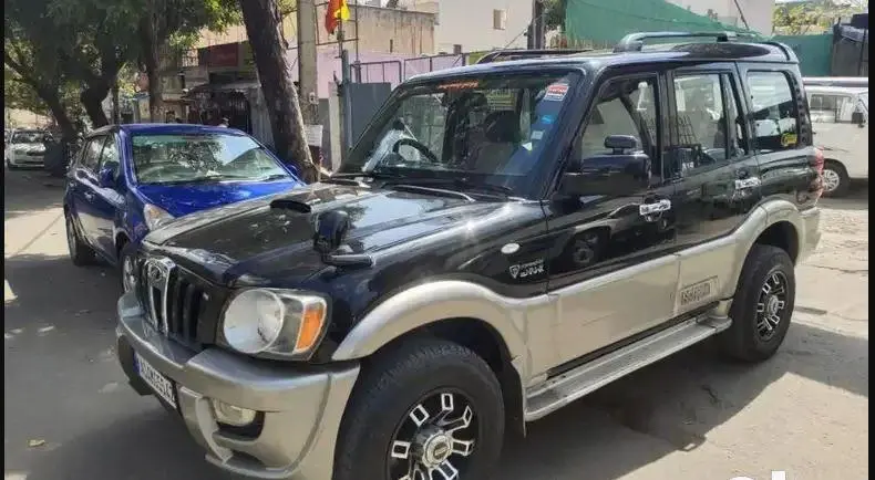Mahindra Scorpio VLX 2WD BS III 2009