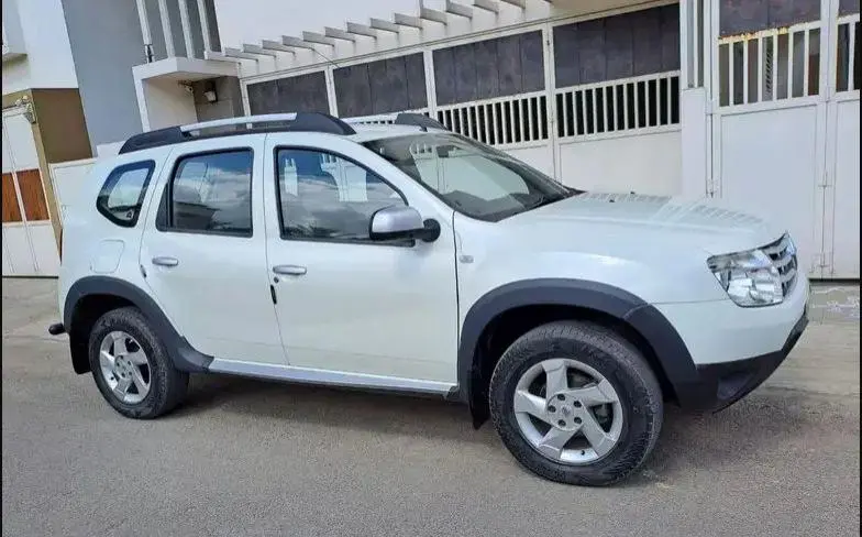 Renault Duster 110PS Diesel RXZ Pack 2013