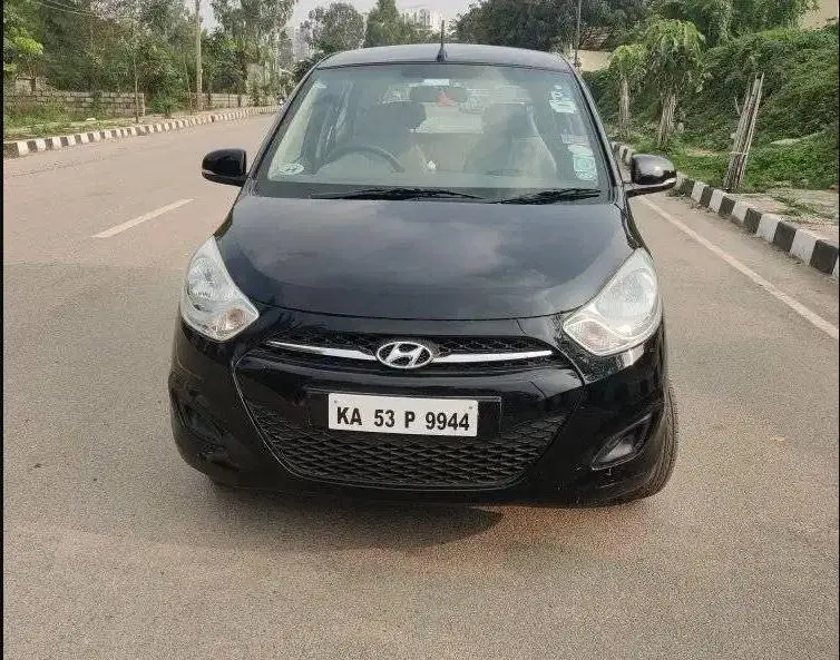 Hyundai i10 Sportz 1.2 AT 2011