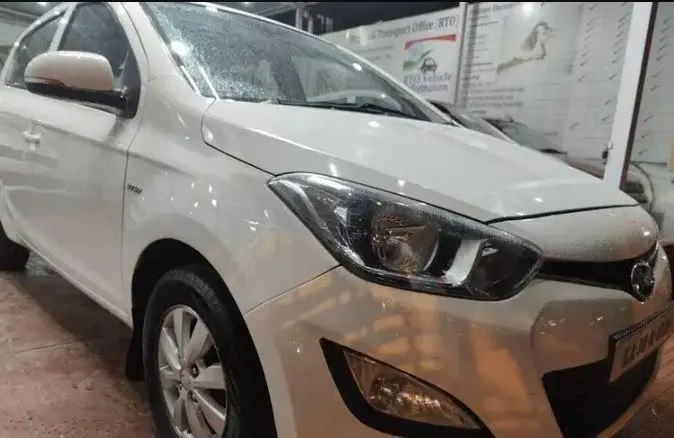 Hyundai i20 Sportz 1.2 2012
