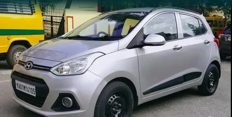 Hyundai Grand i10 Sportz 1.1 CRDi 2013
