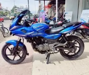Bajaj Pulsar 220F 2018