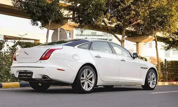 Jaguar XF Portfolio Diesel 2011