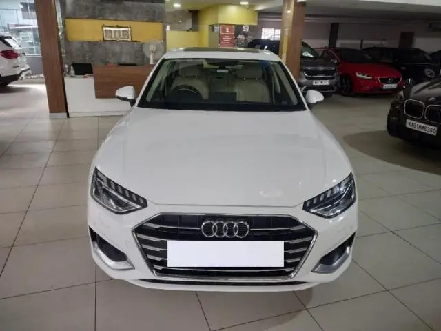 Audi A4 40 TFSI Technology 2021